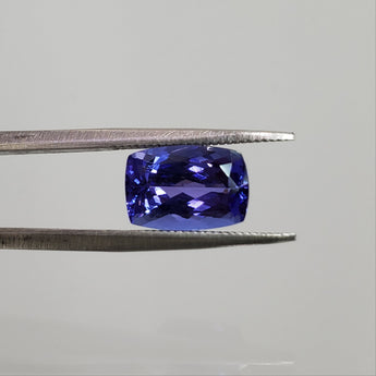 3.83 carat cushion-cut violet blue tanzanite loose gemstone