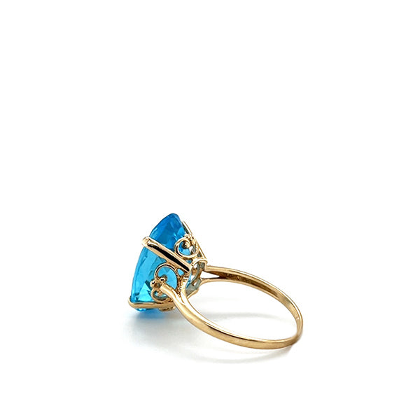 Vintage 10K Yellow Gold Swiss Blue Topaz Statement Ring