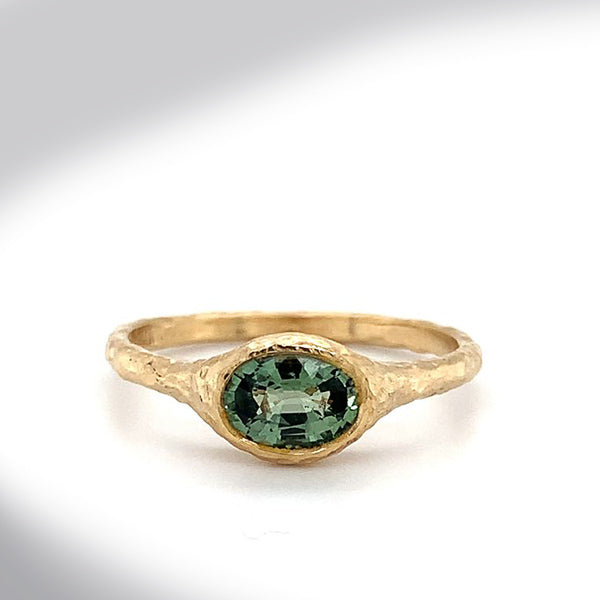 Estate 14K Yellow Gold Green Sapphire Textured Ring
