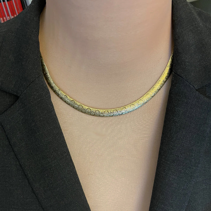 Vintage 10K Yellow Gold Pattenered Wide Herringbone Collar Necklace