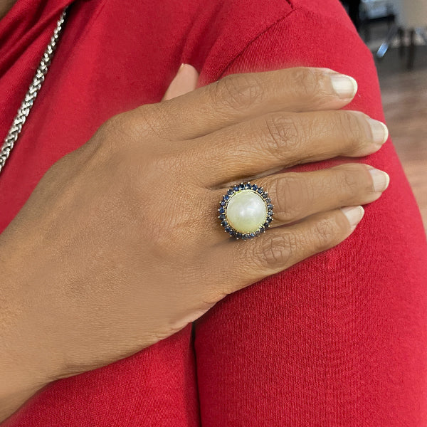 Vintage 14-18K Yellow Gold Mabe Pearl with Sapphire Halo Statement Ring