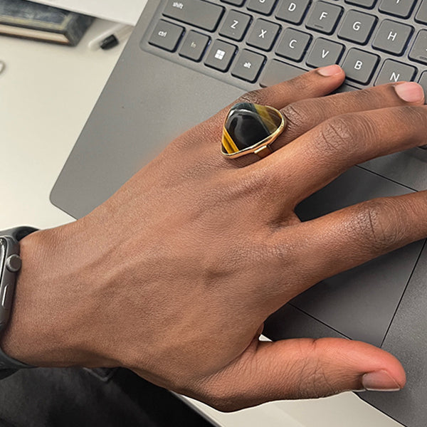 Vintage 10K Yellow Gold Large Tiger's Eye Sugarloaf Modernist Ring