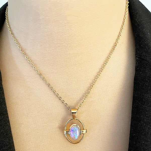 Estate 14K Yellow Gold Oval Crystal Opal Pendant