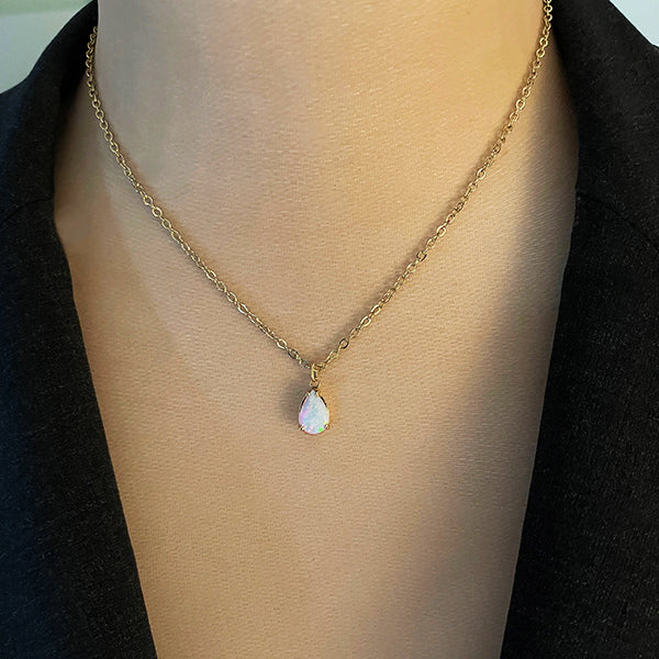 Estate 14K Yellow Gold Pear Opal Solitaire Charm Pendant