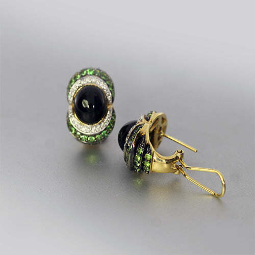 Vintage 14kt Yellow Gold Cabochon Onyx, Diamond and Tsavorite Earrings