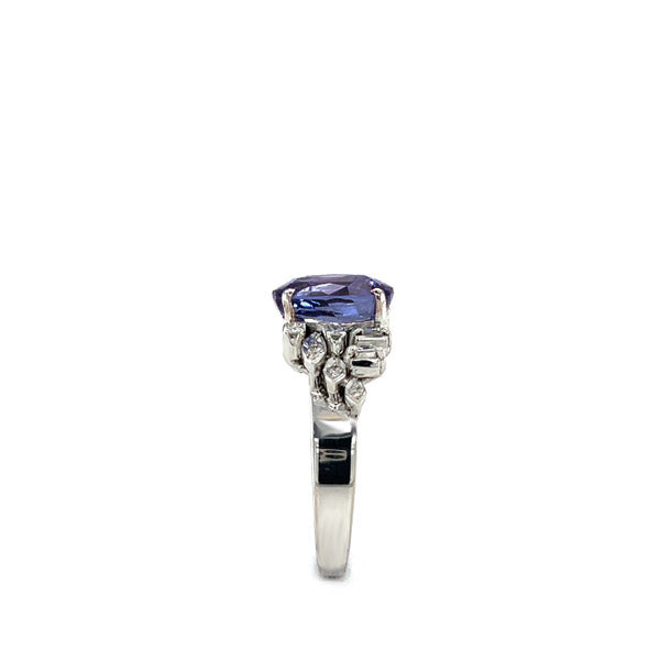 18K White Gold 3.71 Carat Vivid Violet Sapphire And Diamond Ring
