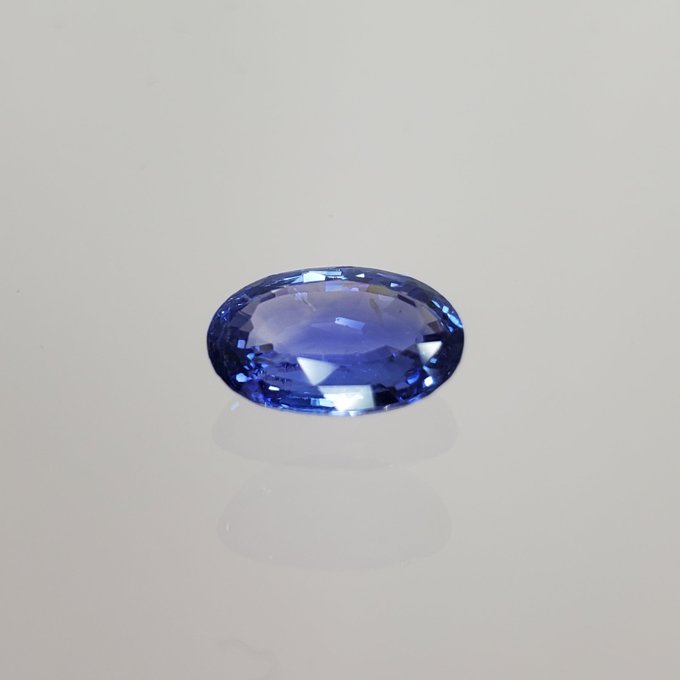 3.80 carat oval-cut blue sapphire loose gemstone