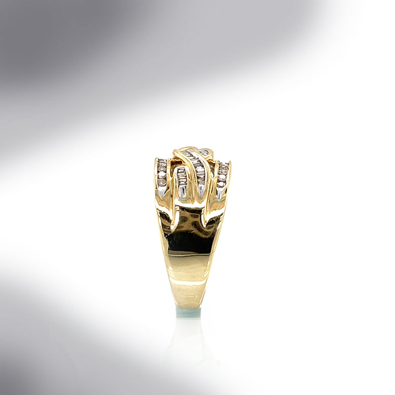 Estate 10K Yellow Gold Baguette and Round Diamond Ring