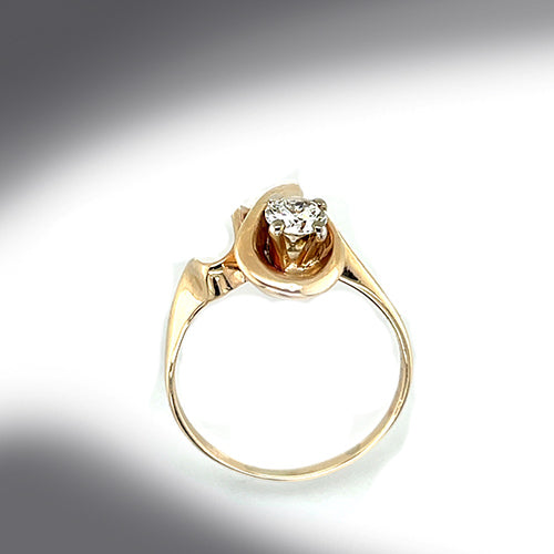 Estate 14K 0.36 Carat VS Clarity Free-Form Diamond Ring