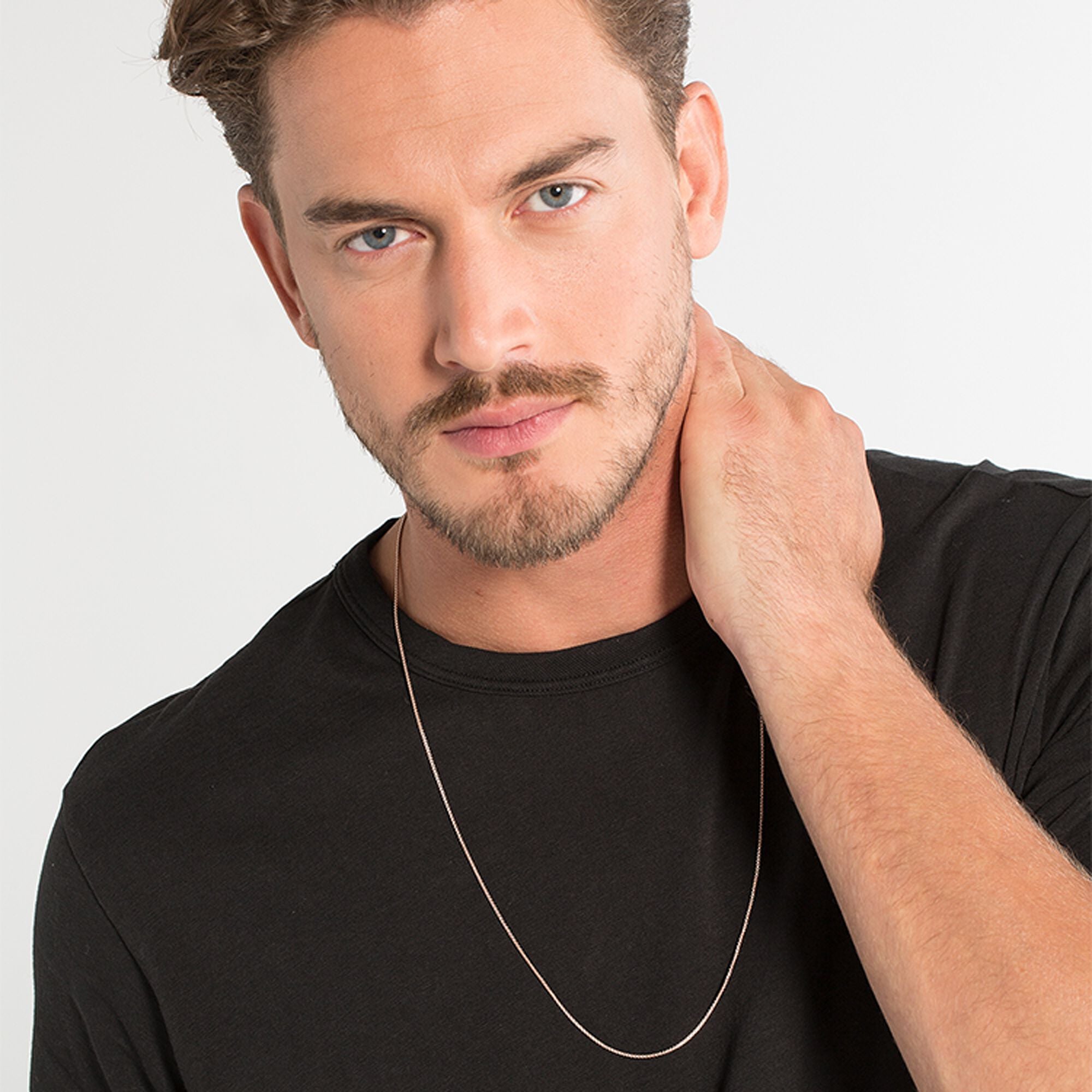 Man wearing Thomas Sabo 18k Rose Gold Plated 925 Sterling Silver Chain