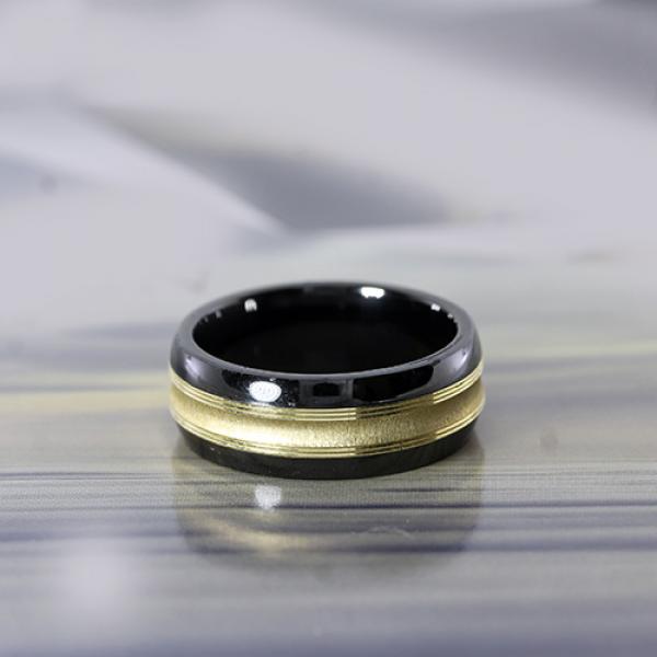 8.5mm black ceramic and 10 karat yellow gold ring with concave inlay by madani